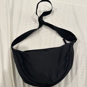 Uniqlo Round Mini Shoulder Bag
